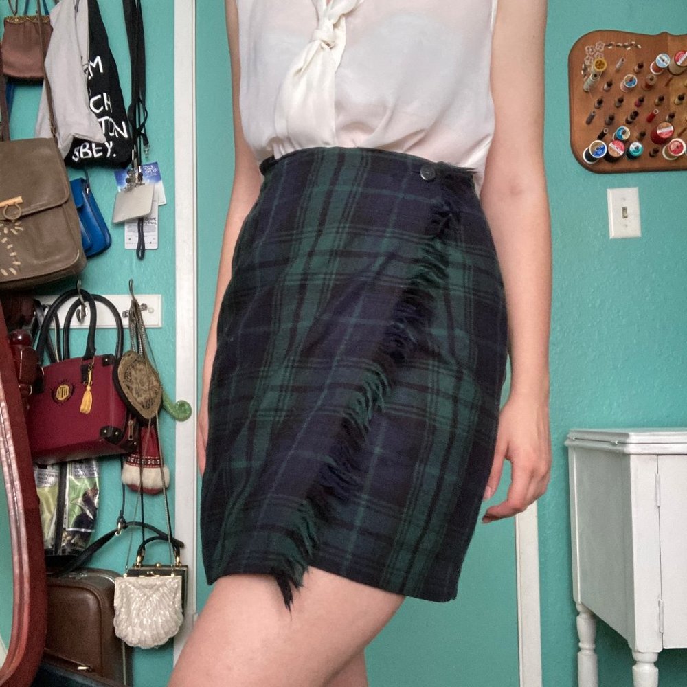 1980s Vintage Rafaella Tartan Wool Wrap Skirt